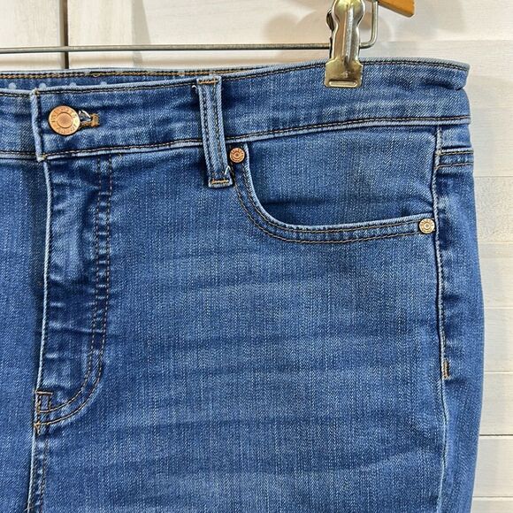 Talbots Capri Jeans Size 12P Pedal Pusher Crop Stretch - Picture 5 of 13